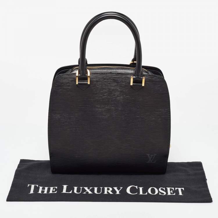 Pre Owned Louis Vuitton Black Epi Leather Pont Neuf PM Bag