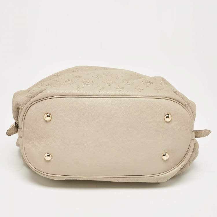 Pre Owned Louis Vuitton Beige Monogram Mahina Leather Surya L Bag