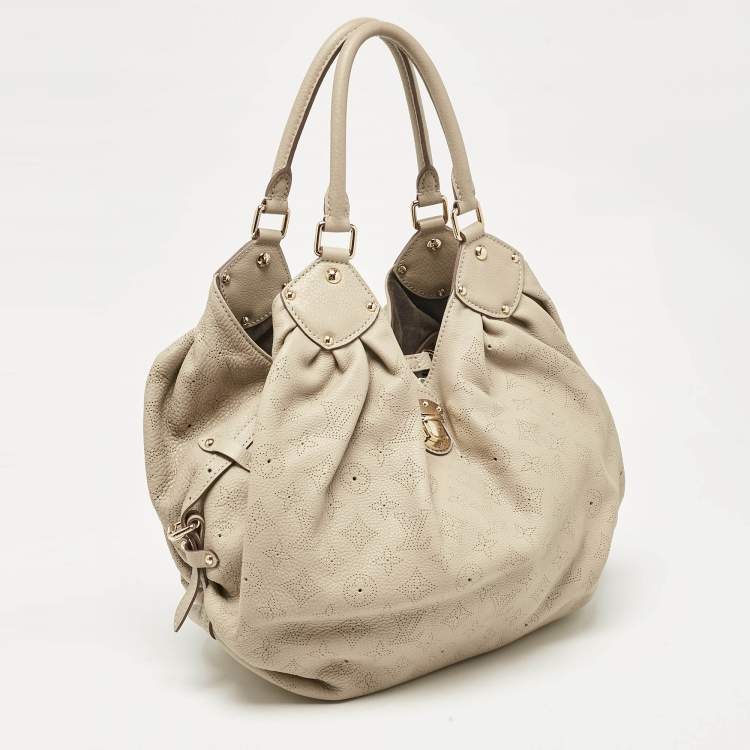 Pre Owned Louis Vuitton Beige Monogram Mahina Leather Surya L Bag