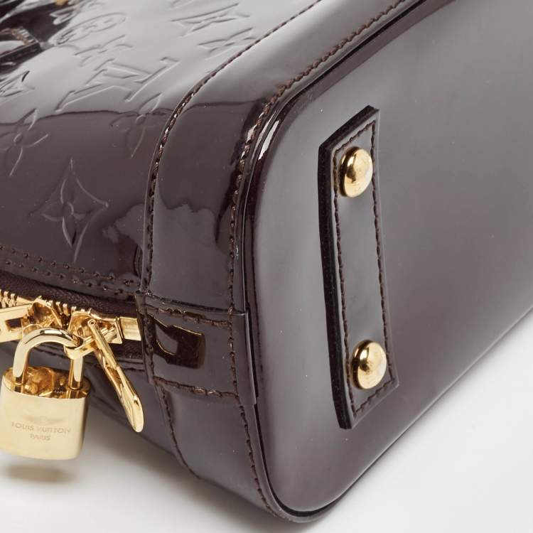 مملوكة مسبقًا Louis Vuitton Amarante Monogram Vernis Alma BB Bag