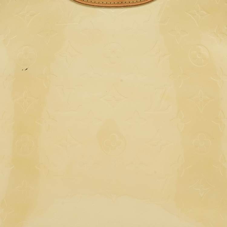 مملوكة مسبقًا Louis Vuitton Cream Monogram Vernis Stillwood Vertical Bag