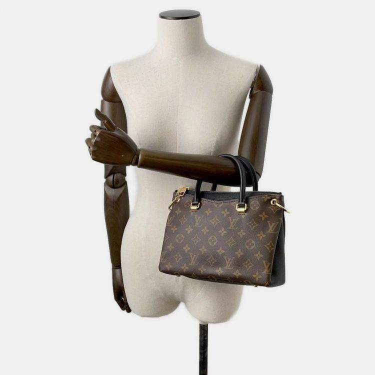 Pre Owned Louis Vuitton Noir Monogram Pallas BB Bag