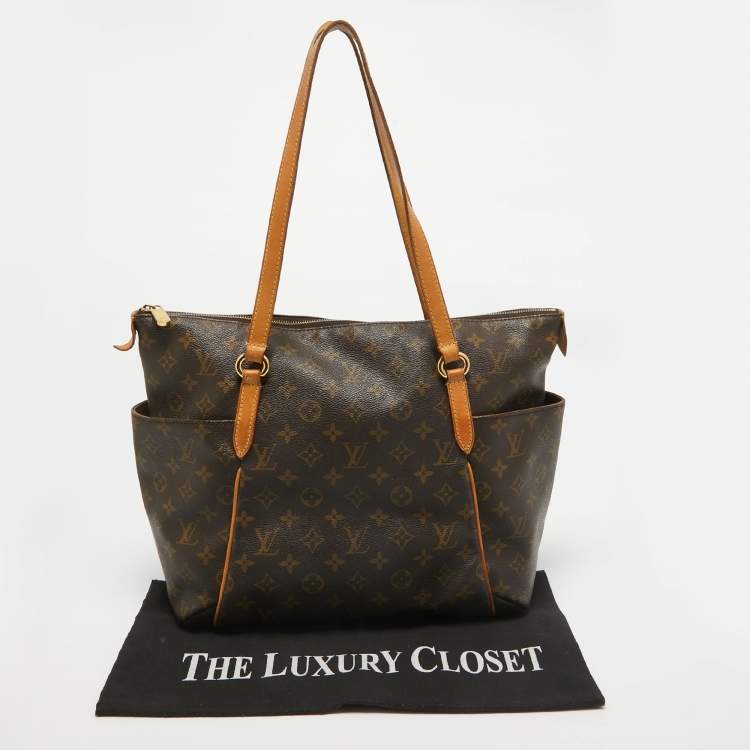 Pre Owned Louis Vuitton Monogram Canvas Totally MM Bag