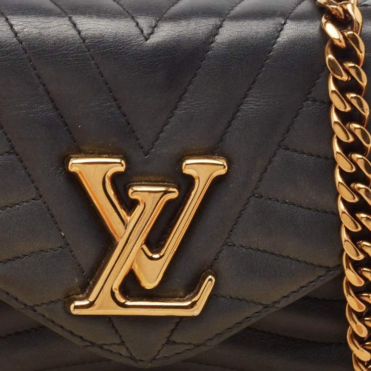 Pre Owned Louis Vuitton Black Leather Chain New Wave MM Bag