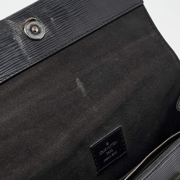 Pre Owned Louis Vuitton Black Epi Leather Cluny BB Bag