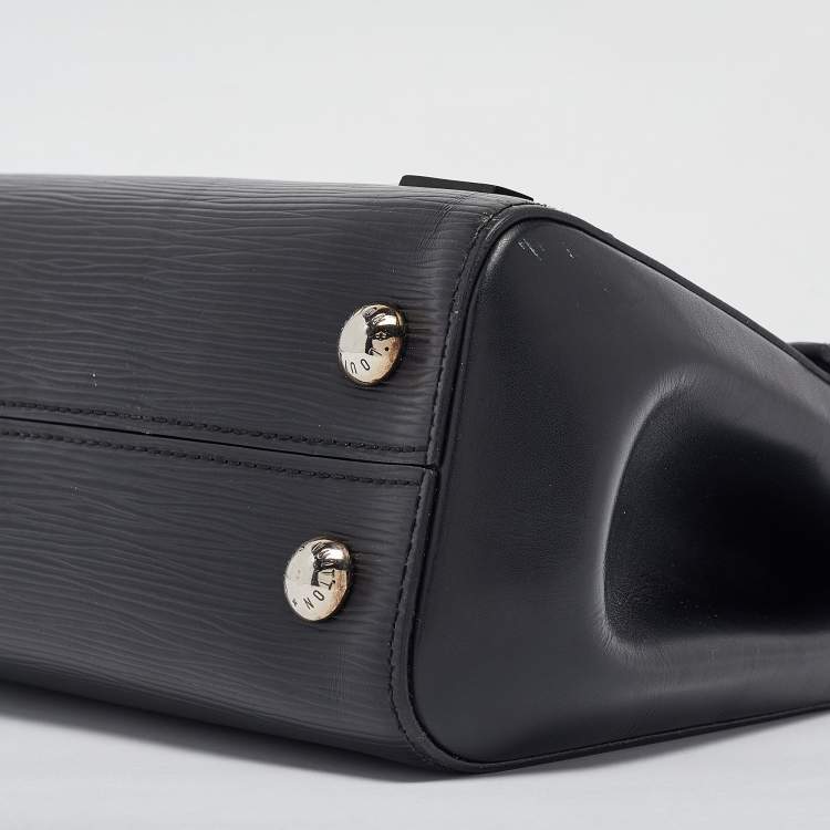 Pre Owned Louis Vuitton Black Epi Leather Cluny BB Bag