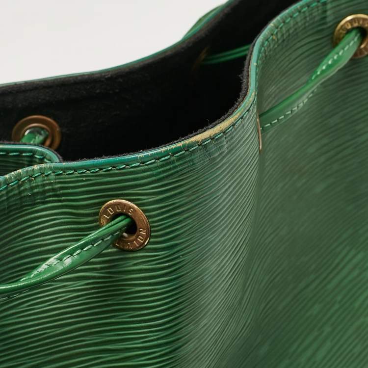 Pre Owned Louis Vuitton Green Epi Leather Petit Noe Bag