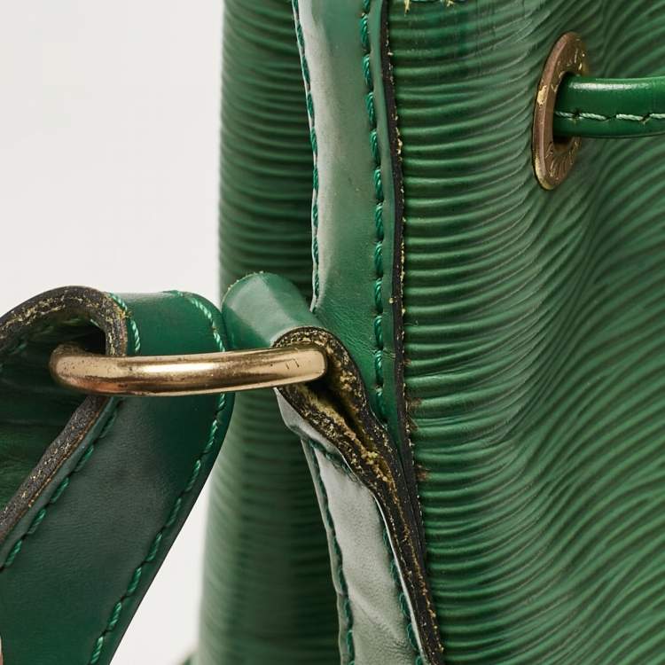 Pre Owned Louis Vuitton Green Epi Leather Petit Noe Bag