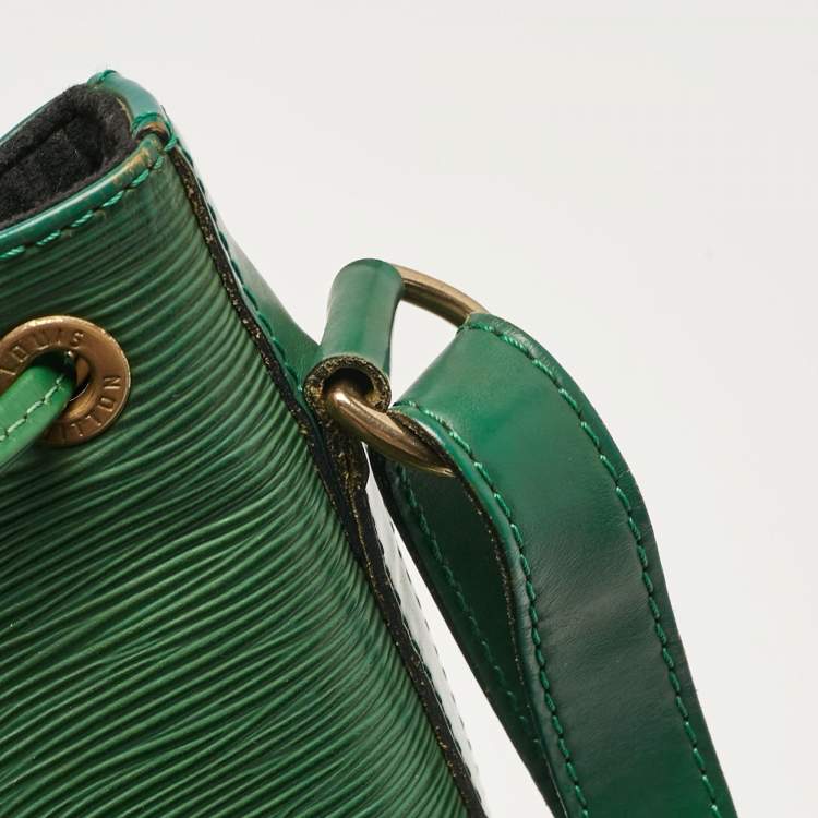 Pre Owned Louis Vuitton Green Epi Leather Petit Noe Bag