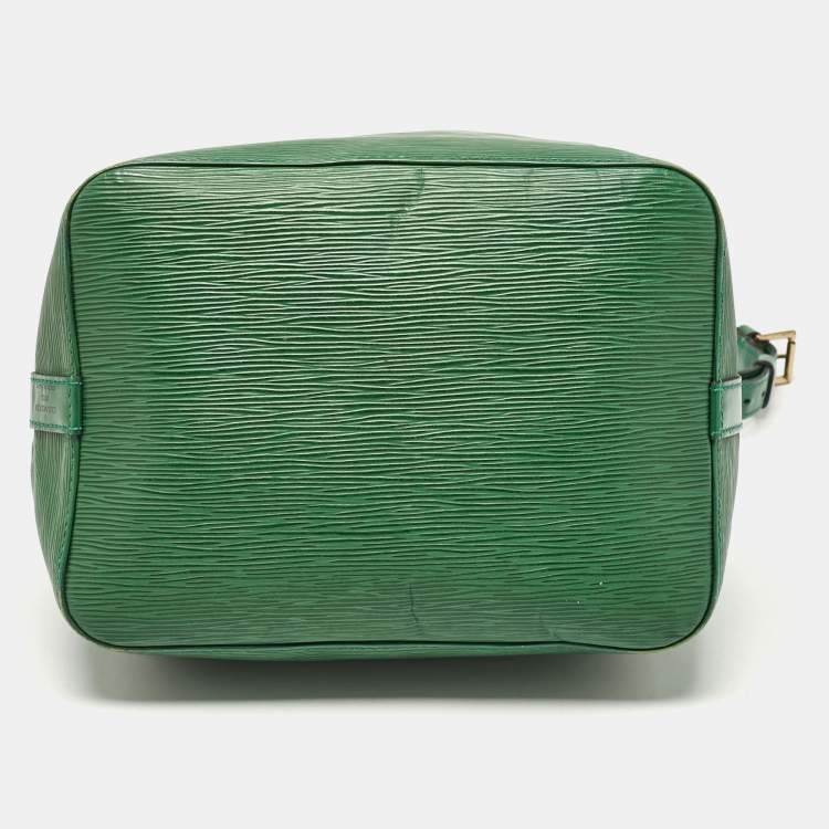 Pre Owned Louis Vuitton Green Epi Leather Petit Noe Bag