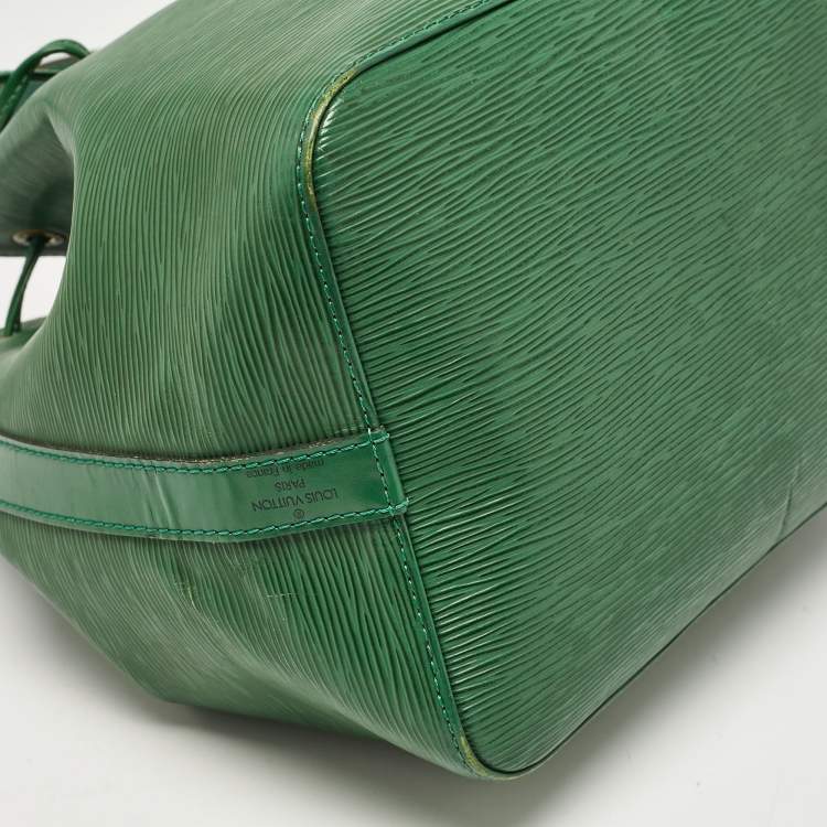 Pre Owned Louis Vuitton Green Epi Leather Petit Noe Bag