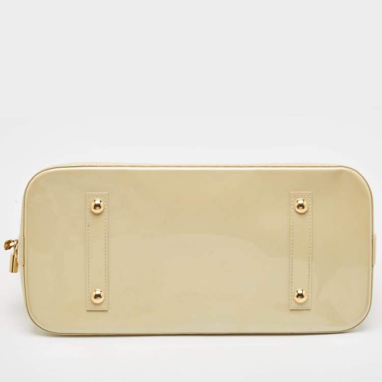 Pre Owned Louis Vuitton Cream Monogram Vernis Alma GM Bag