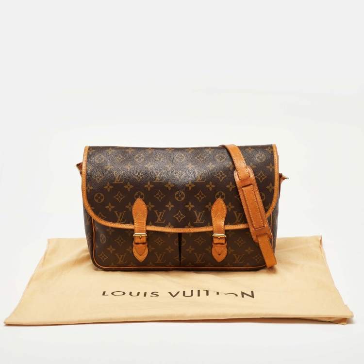Pre Owned Louis Vuitton Monogram Canvas Sac Gibeciere GM Bag