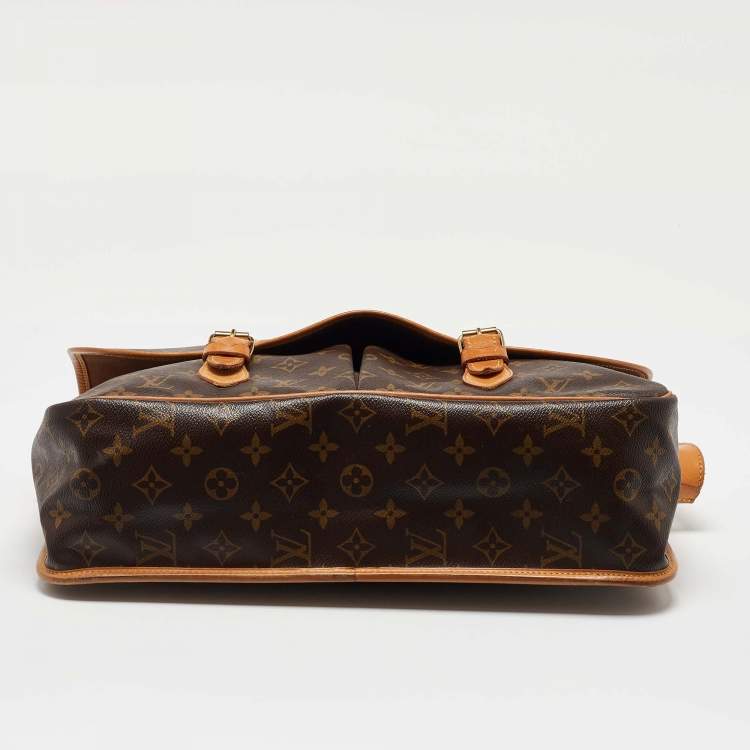 Pre Owned Louis Vuitton Monogram Canvas Sac Gibeciere GM Bag