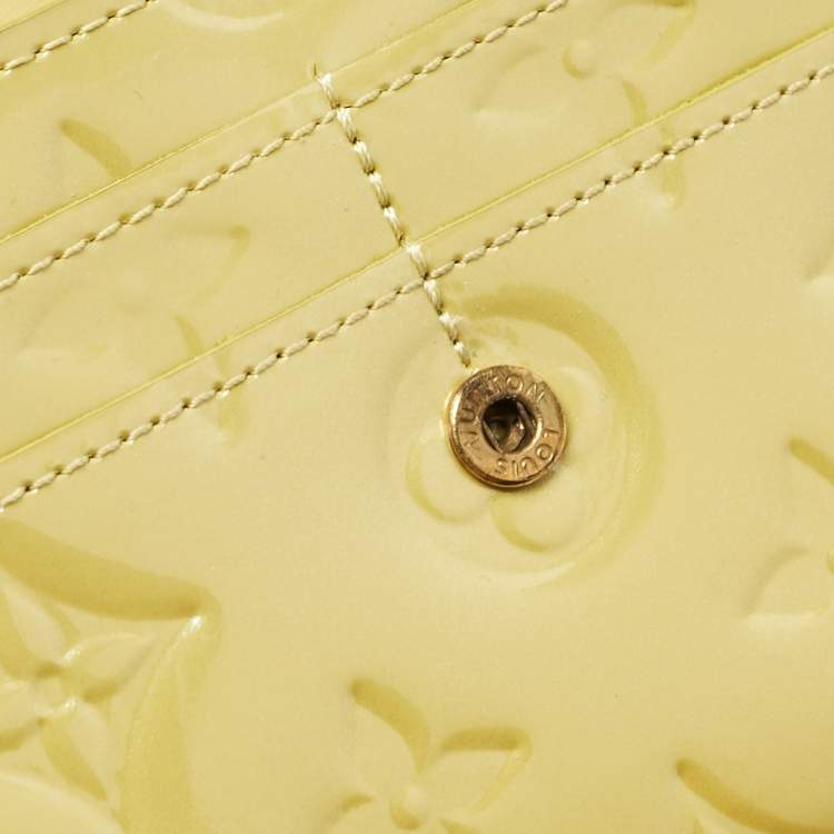 Pre Owned Louis Vuitton Vert Impression Monogram Vernis Sarah Wallet