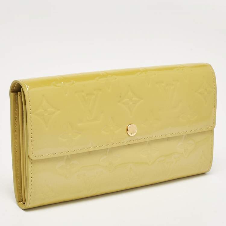 Pre Owned Louis Vuitton Vert Impression Monogram Vernis Sarah Wallet