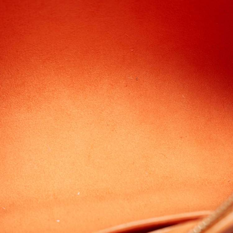مملوكة مسبقًا Louis Vuitton Mandarin Epi Leather Soufflot Bag