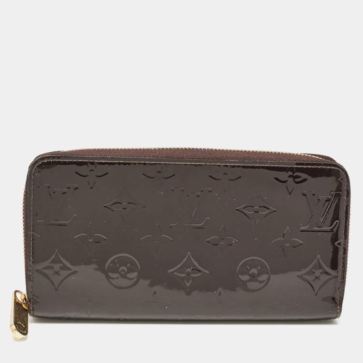 Pre Owned Louis Vuitton Amarante Monogram Vernis Zippy Wallet  