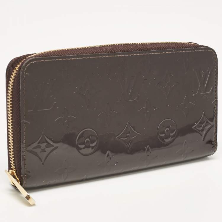 Pre Owned Louis Vuitton Amarante Monogram Vernis Zippy Wallet  