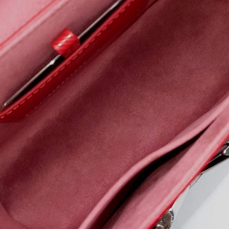 Pre Owned Louis Vuitton Red Leather Epi Twist MM Bag