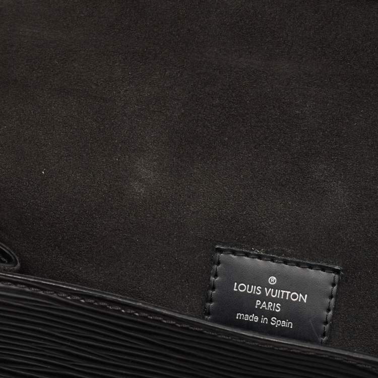 Pre Owned Louis Vuitton Black Epi Leather Cluny BB Bag