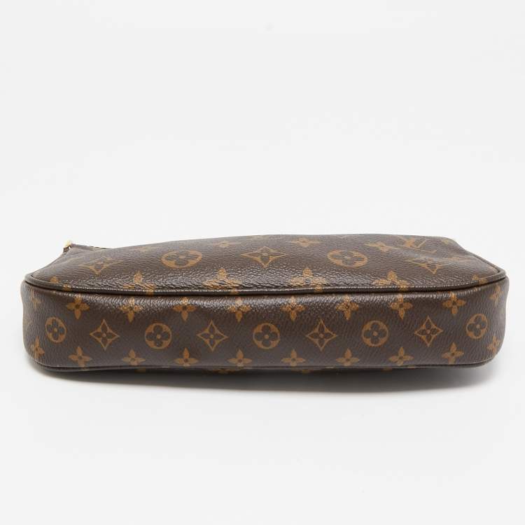 Pre Owned Louis Vuitton Khaki Monogram Canvas Multi Pochette Accessories Bag