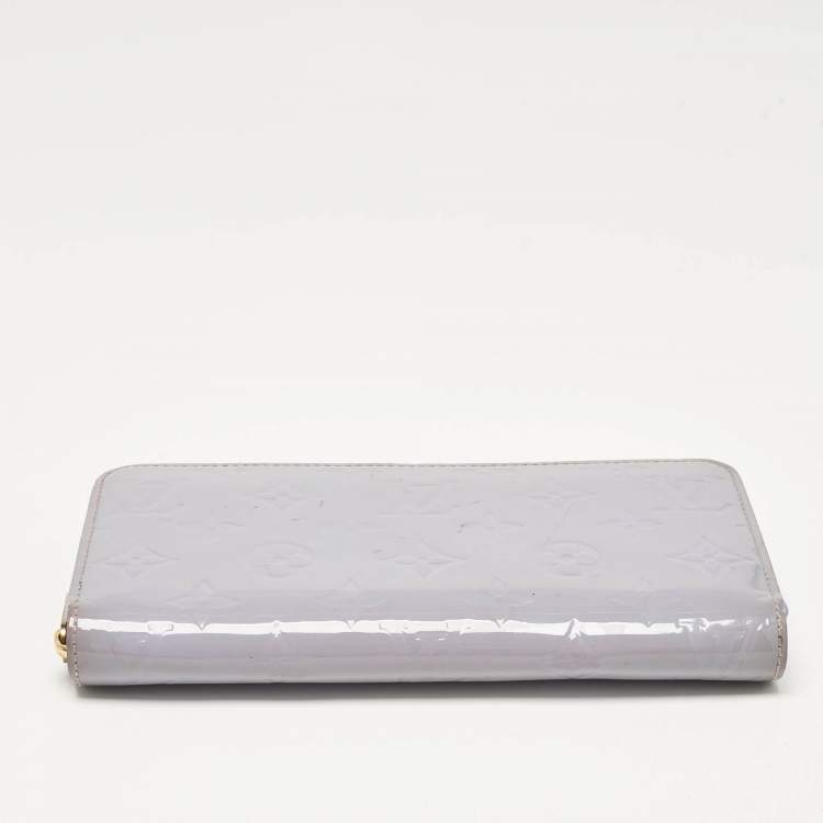 Pre Owned Louis Vuitton Lilac Monogram Vernis Zippy Wallet
