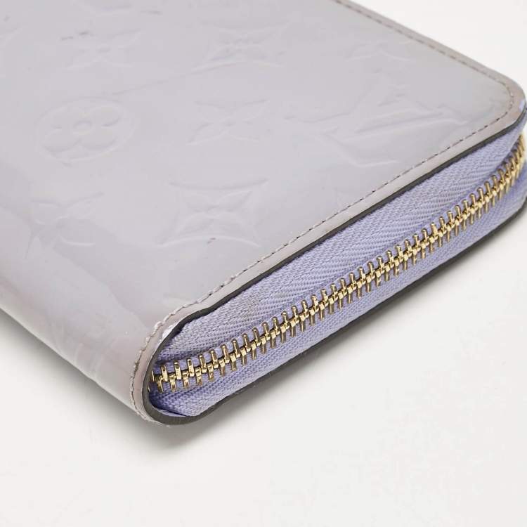 Pre Owned Louis Vuitton Lilac Monogram Vernis Zippy Wallet