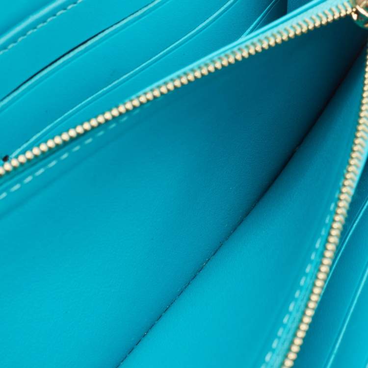 Pre Owned Louis Vuitton Bleu Lagon Monogram Vernis Sarah Wallet