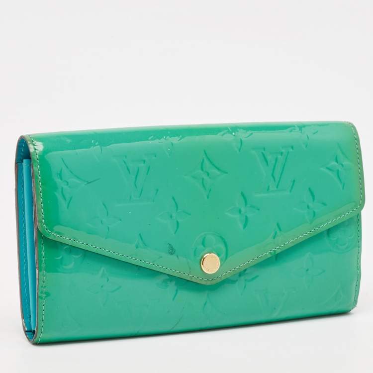 Pre Owned Louis Vuitton Bleu Lagon Monogram Vernis Sarah Wallet
