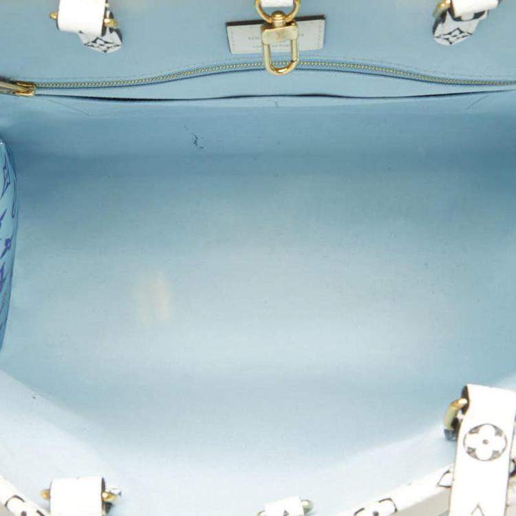 Pre Owned Louis Vuitton Blue White Pvc Monogram Giant Resort Hawaii OnTheGo GM Tote Bag