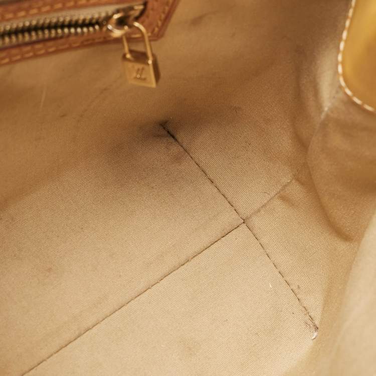 Pre Owned Louis Vuitton Marshmallow Monogram Vernis Reade PM Bag