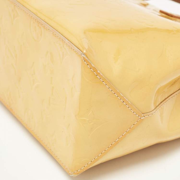 Pre Owned Louis Vuitton Marshmallow Monogram Vernis Reade PM Bag