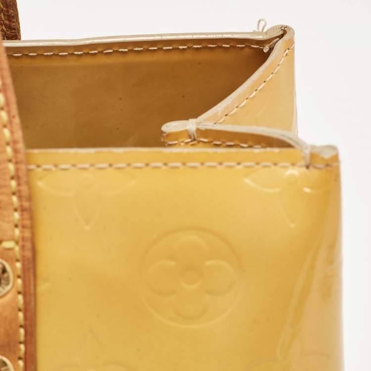 Pre Owned Louis Vuitton Marshmallow Monogram Vernis Reade PM Bag