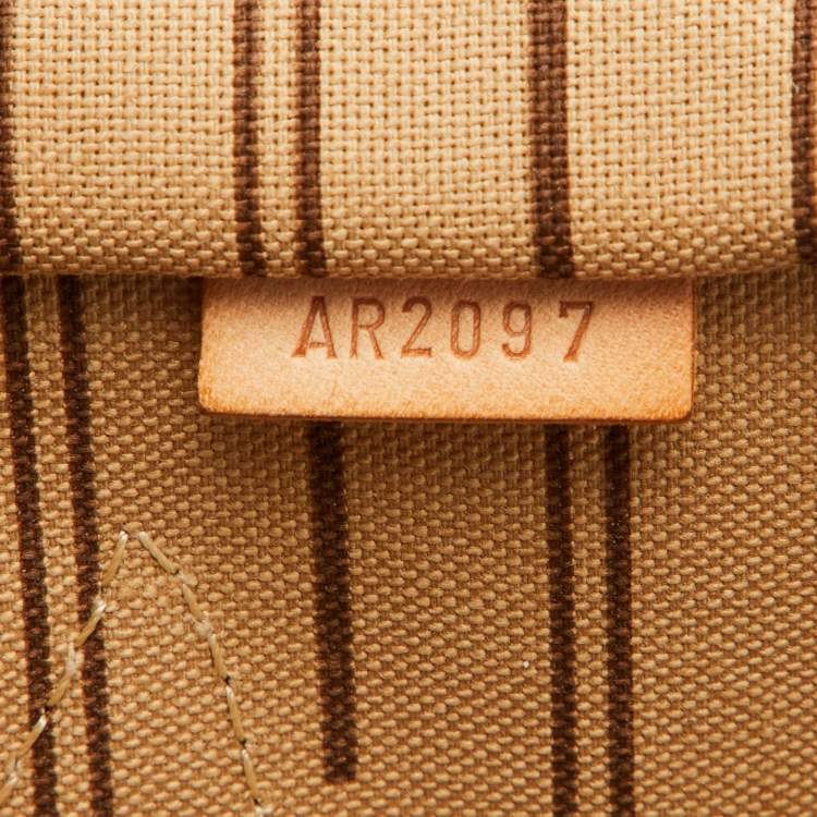 مملوكة مسبقًا Louis Vuitton Monogram Canvas Neverfull MM Bag