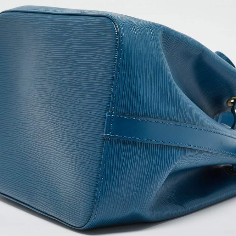 Pre Owned Louis Vuitton Toledo Blu Epi Leather Vintage Noé Bag