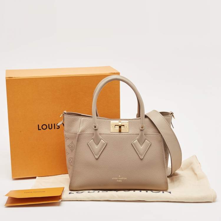 مملوكة مسبقًا Louis Vuitton Galet Monogram Mahina Leather On My Side PM Bag