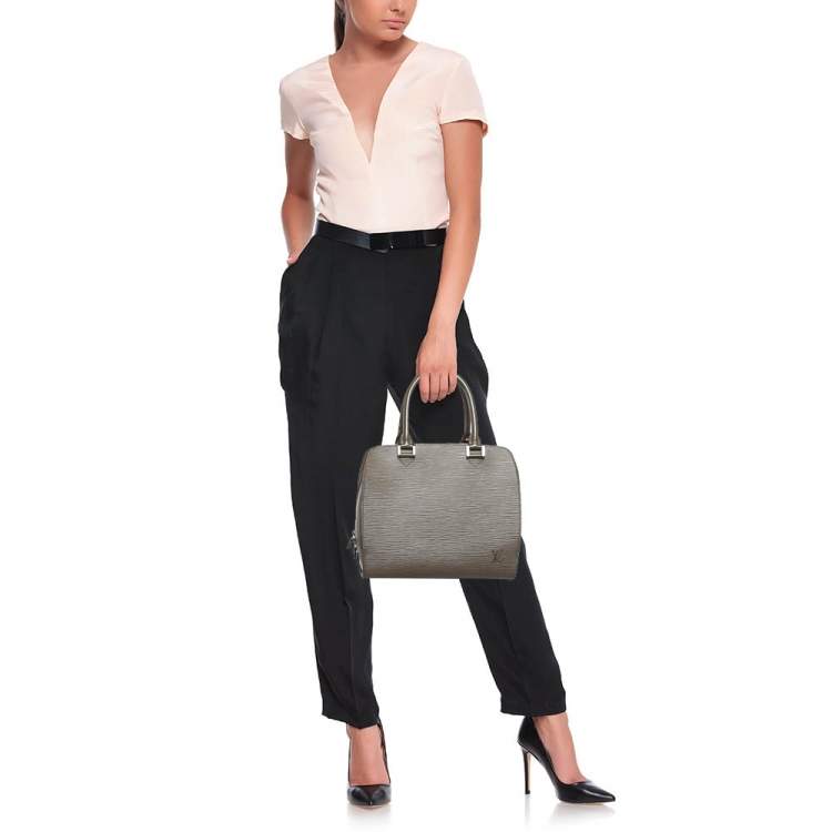 Pre Owned Louis Vuitton Pepper Epi Leather Pont Neuf PM Bag