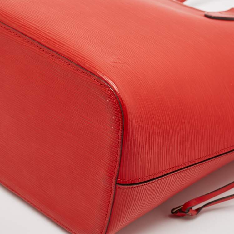 Pre Owned Louis Vuitton Castillan Red Epi Leather Neverfull MM Bag