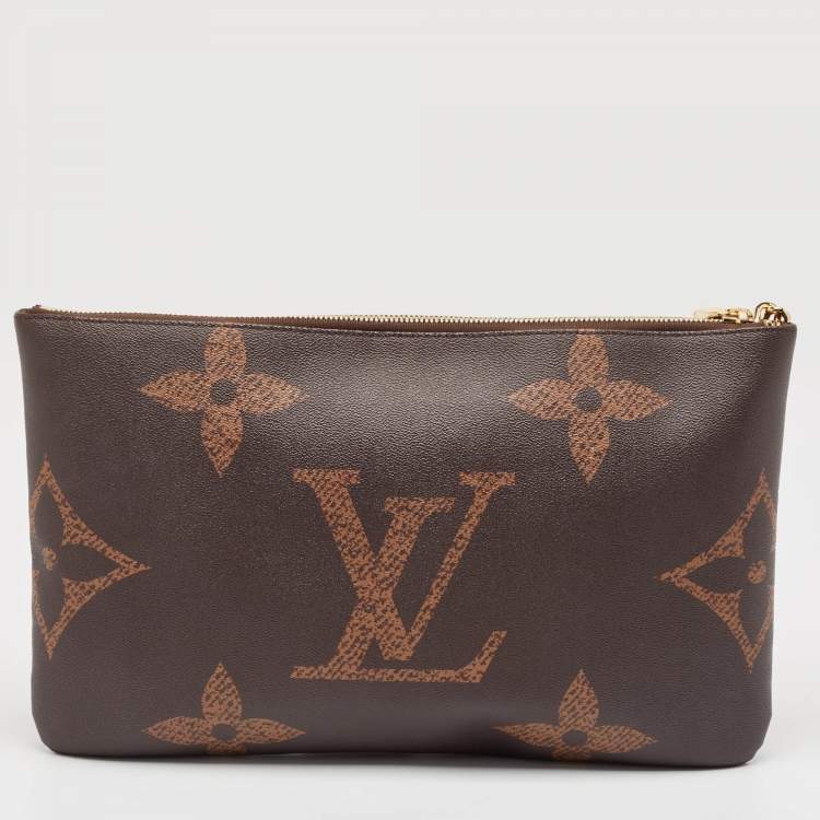 Pre Owned Louis Vuitton Monogram Giant Canvas Pochette Cles XL