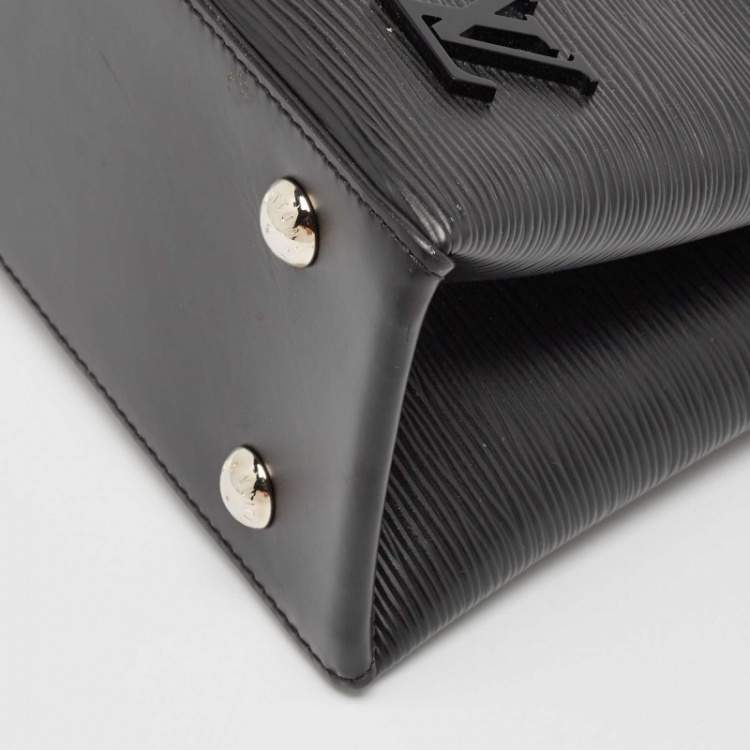 Pre Owned Louis Vuitton Black Epi Leather Kleber MM Bag