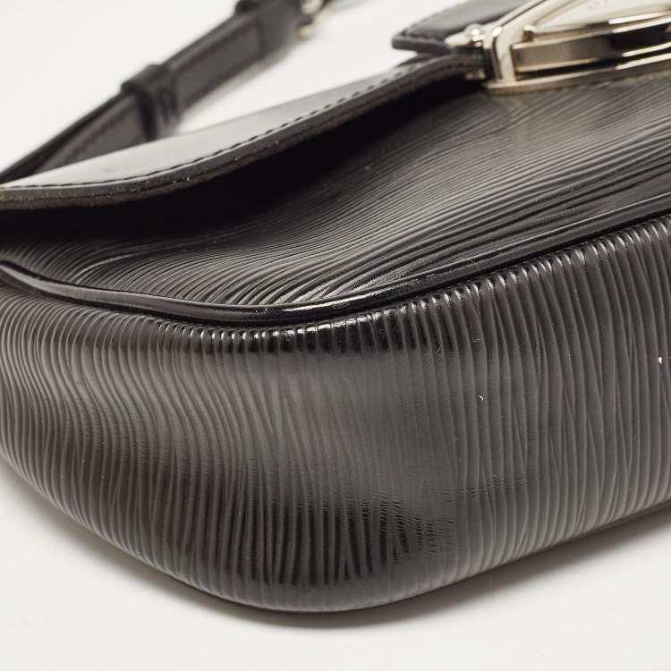 Pre Owned Louis Vuitton Black Epi Leather Montaigne Clutch Bag