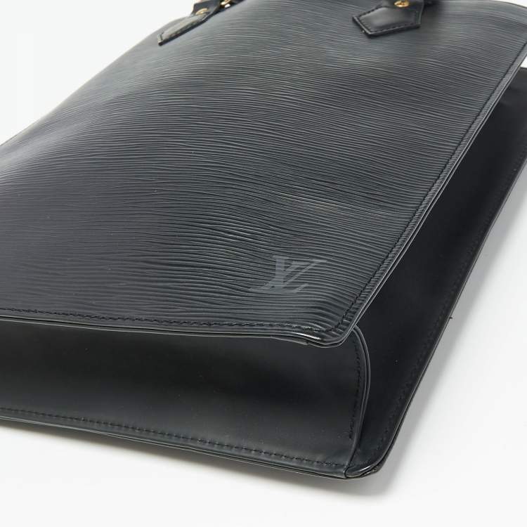 مملوكة مسبقًا Louis Vuitton Black Epi Leather Venice Sac Plat PM Bag