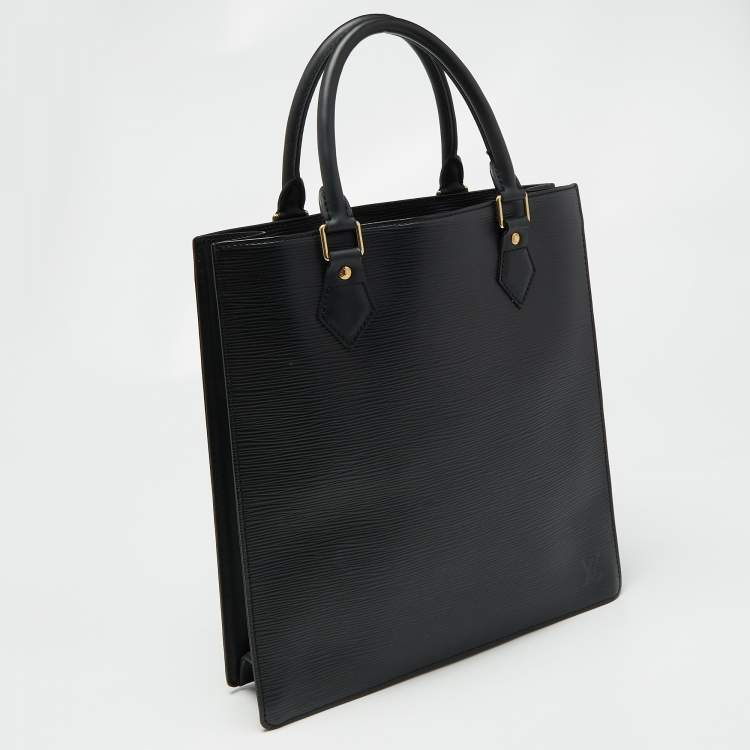مملوكة مسبقًا Louis Vuitton Black Epi Leather Venice Sac Plat PM Bag