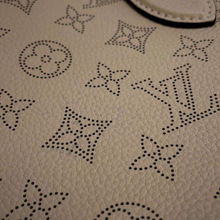 Pre Owned  Louis Vuitton Monogram Mahina Blossom PM Bag