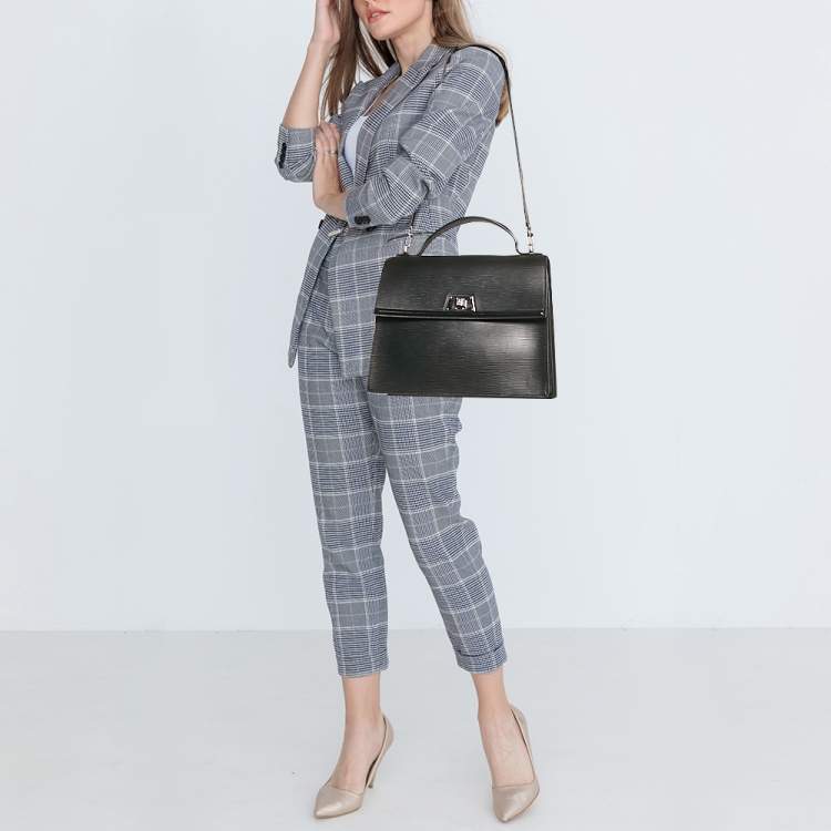 Pre Owned Louis Vuitton Black Epi Leather Sevigne GM Bag