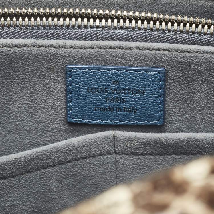 Pre Owned Louis Vuitton Bleu Glacier Leather and Python Very Tote