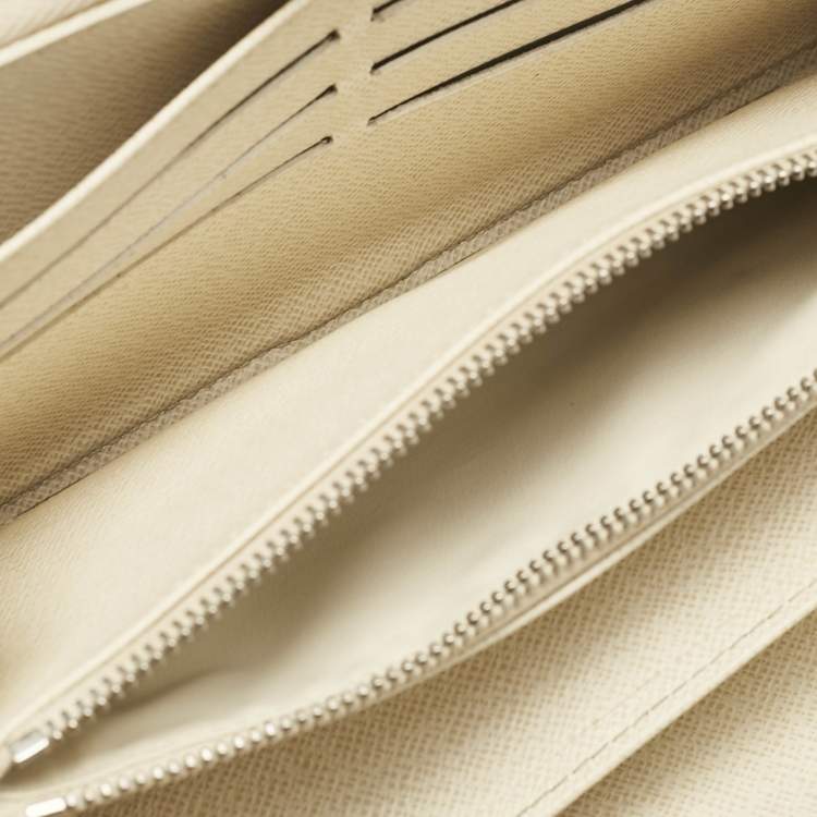 Pre Owned Louis Vuitton Ivory Epi Leather Zippy Wallet