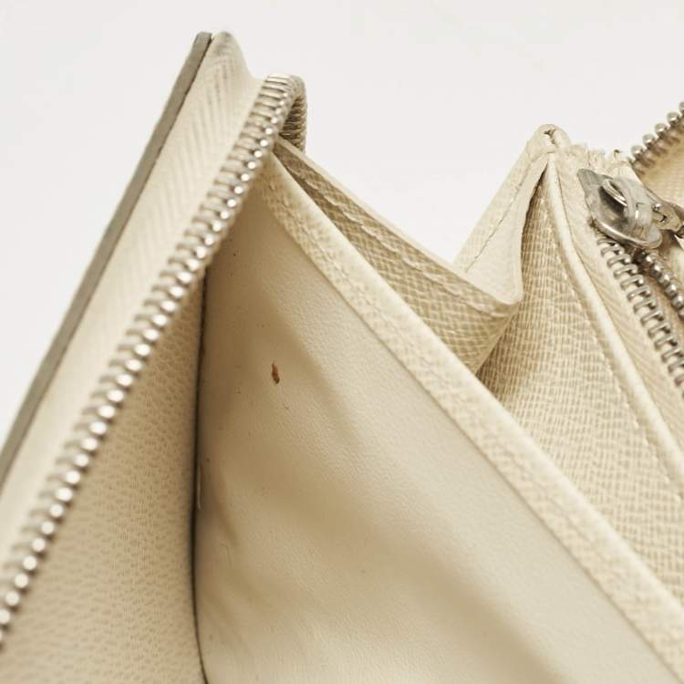 Pre Owned Louis Vuitton Ivory Epi Leather Zippy Wallet