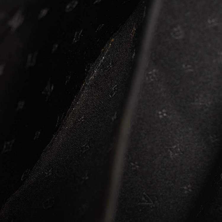 Pre Owned Louis Vuitton Black Suhali Leather Le Talentueux Bag